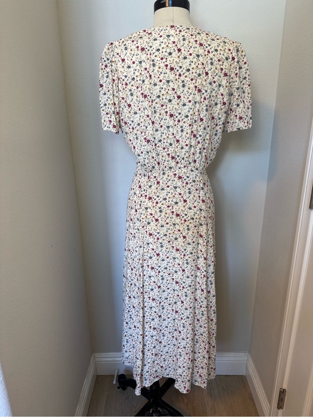 Sézane Ophelia Dress in Song of Summer - Picture 6 of 8